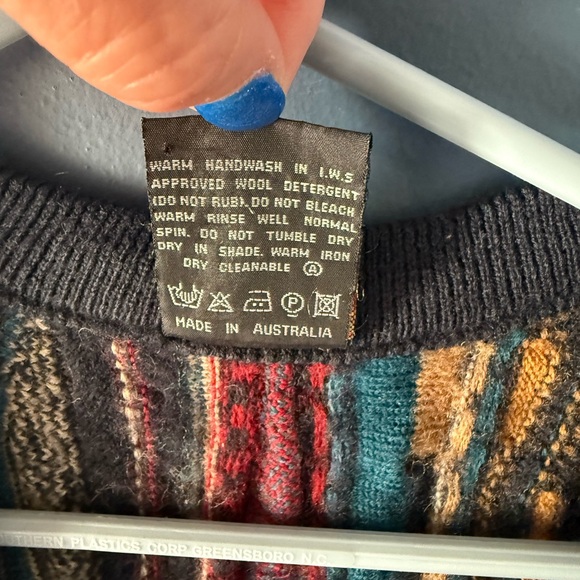 Vintage 90’s Emaroo Australia Men's Multicolor Cardigan Sweater Vest - Picture 4 of 7